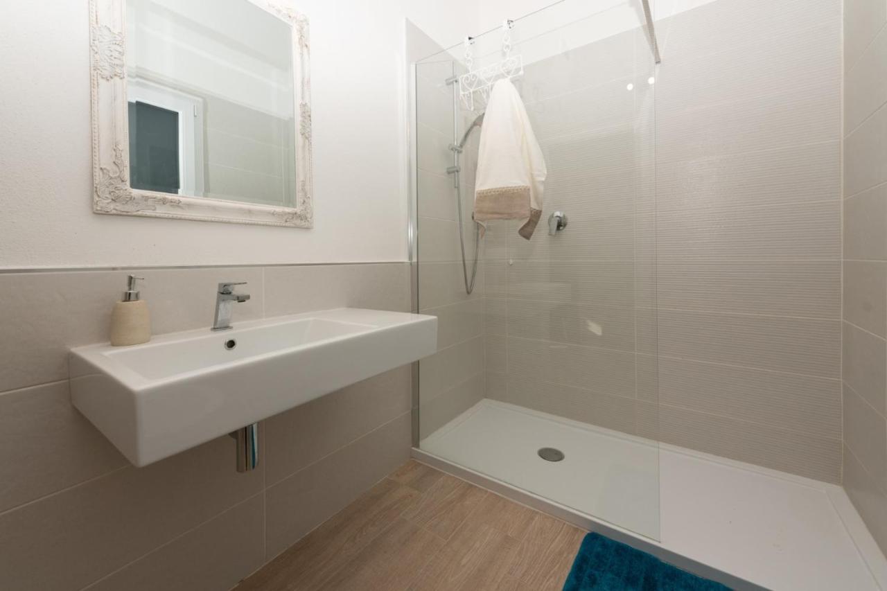 B&B Bithia Chia Ngoại thất bức ảnh